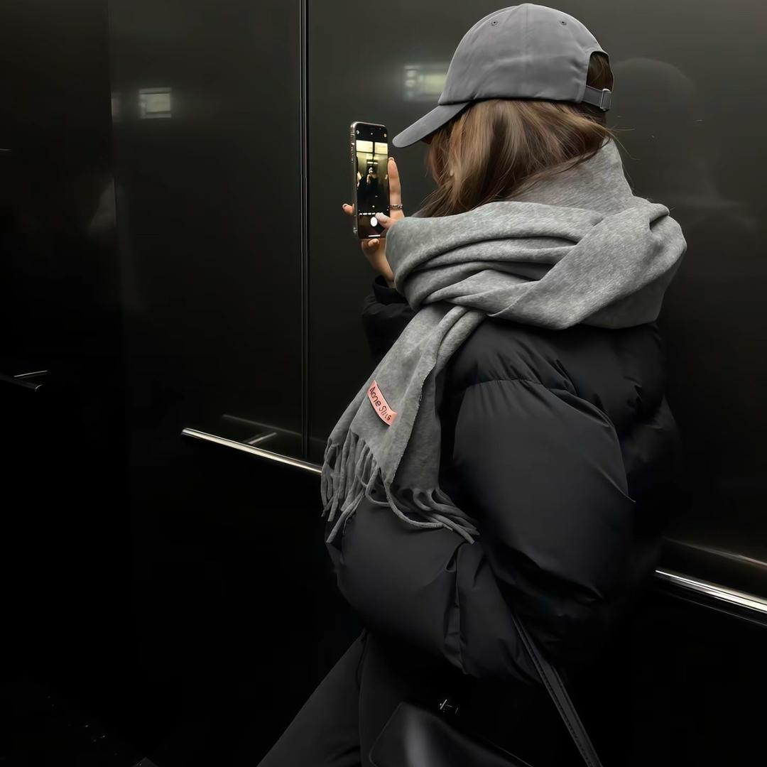 ￴ ￴ ￴￴ ￴ ￴ ￴