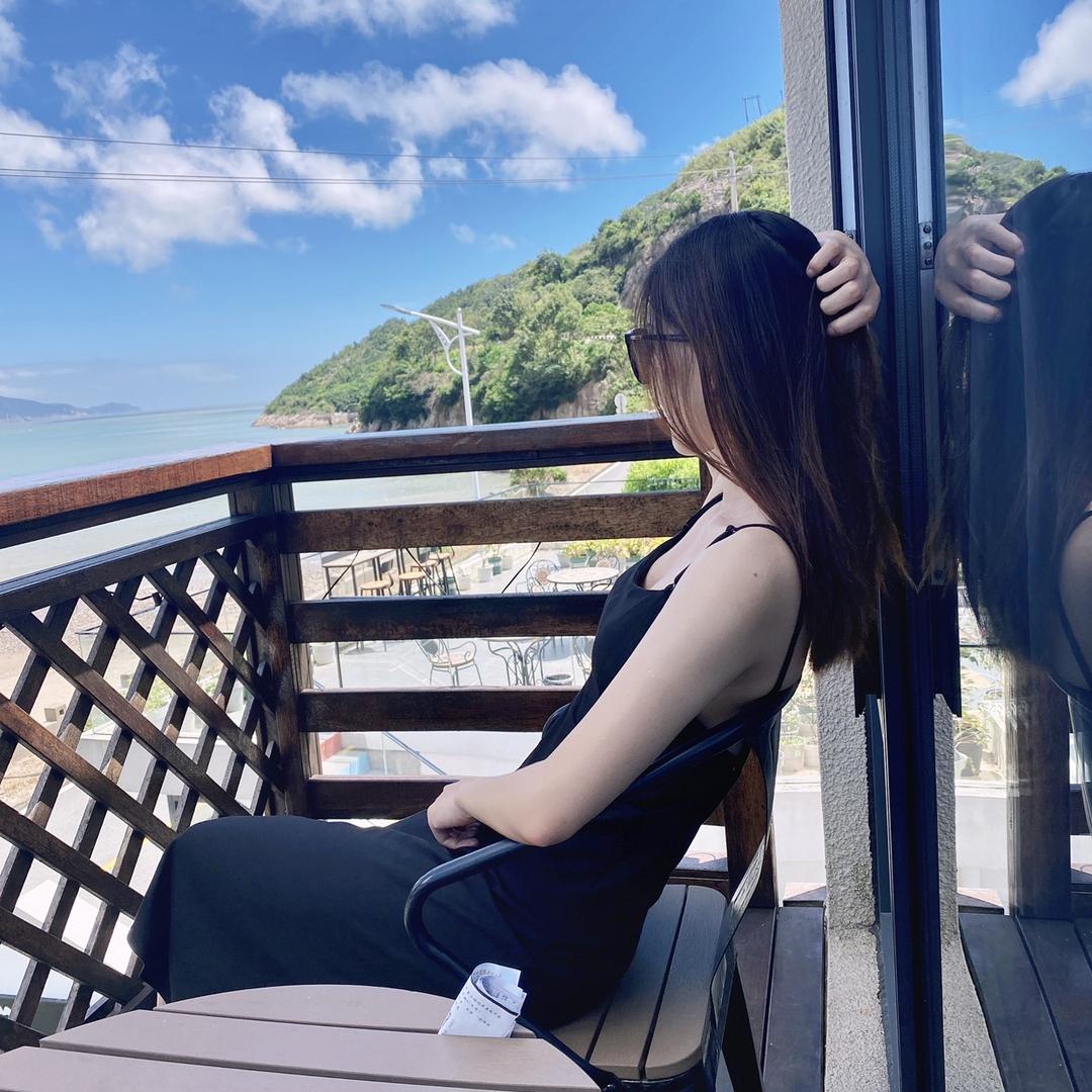 小吉丽i