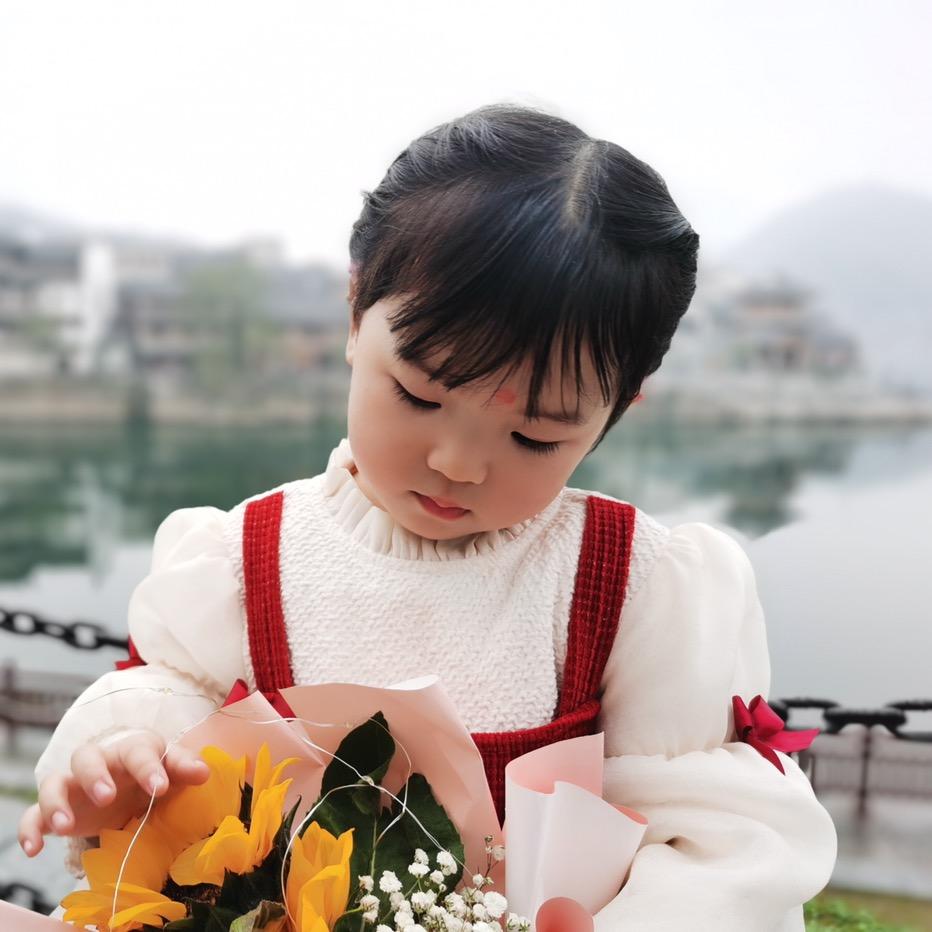 阳光小区旁碗碗香