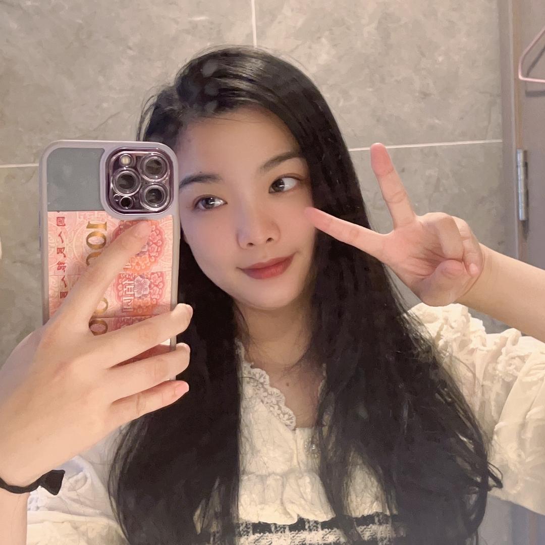 周阿周✨