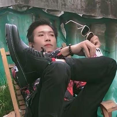 张老头.