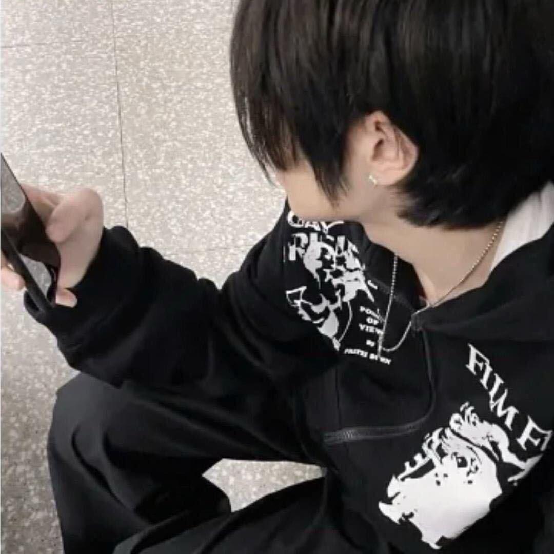 凌一（国一公孙离）