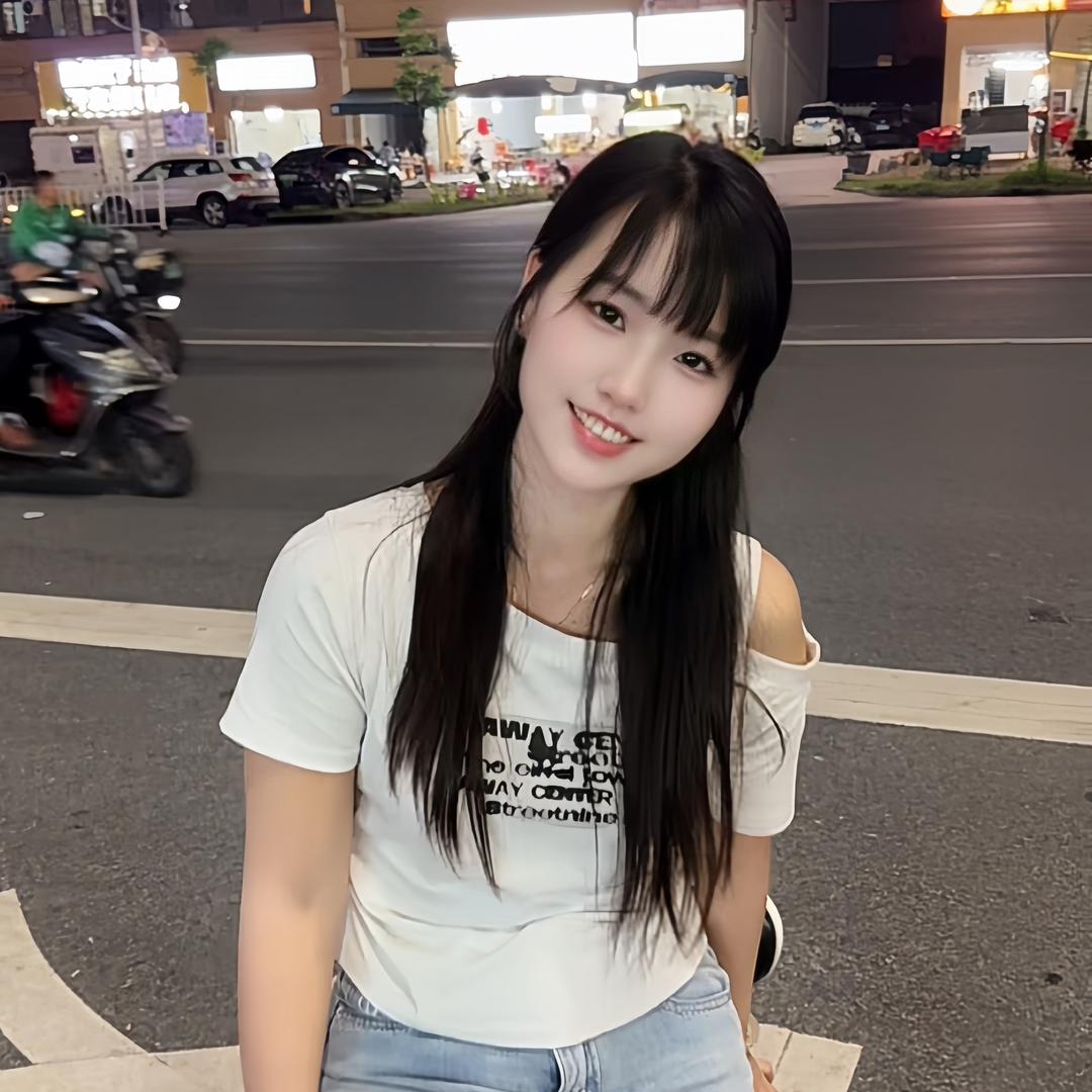 小莫💋