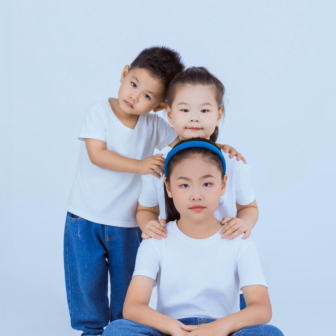 三只小可爱👧👧👦