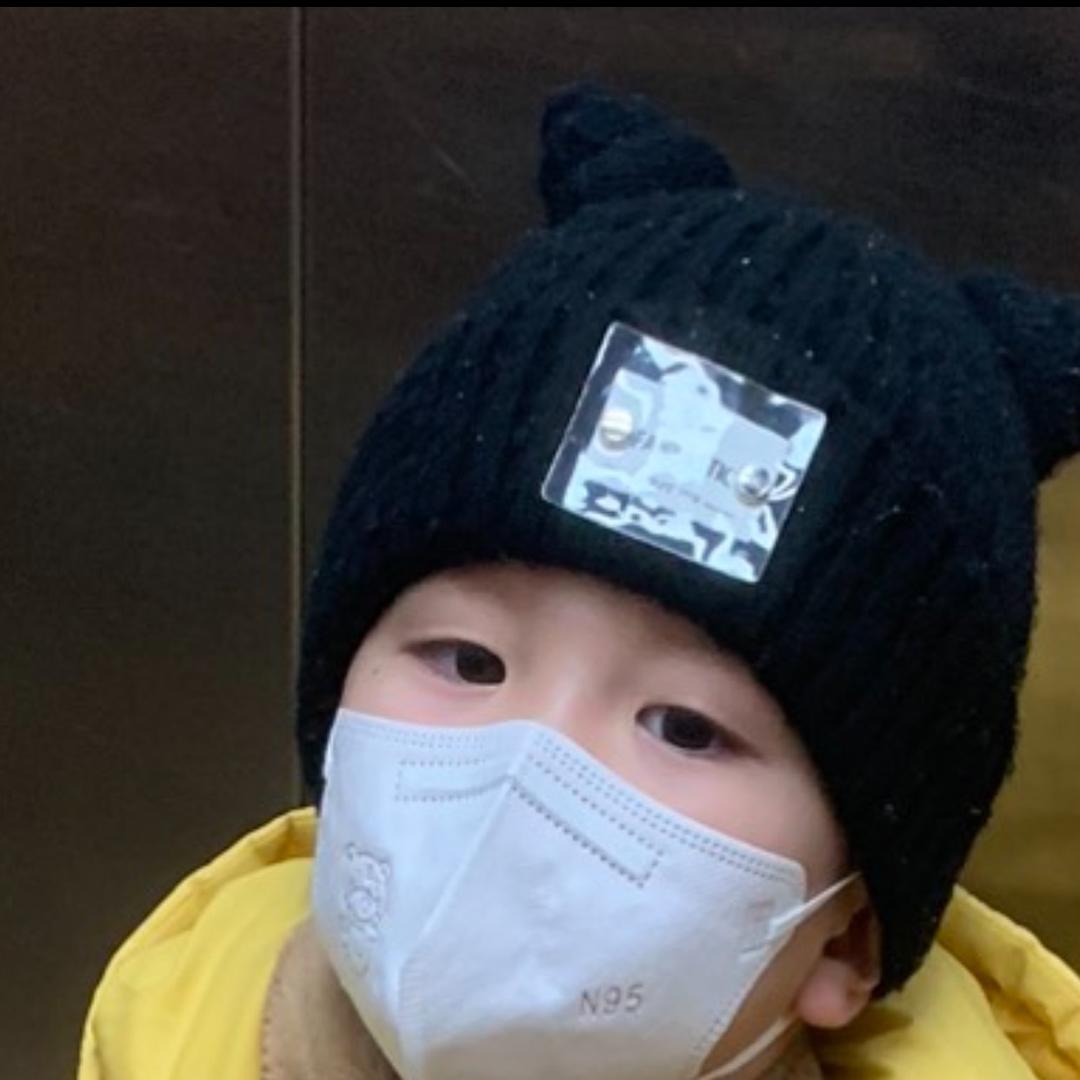 磕着瓜子的猫🐱