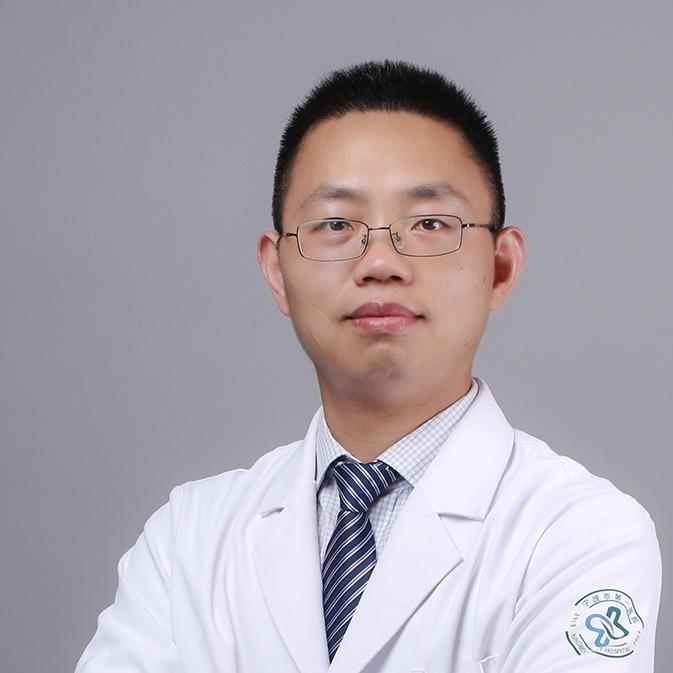 关节外科医生朱迎春