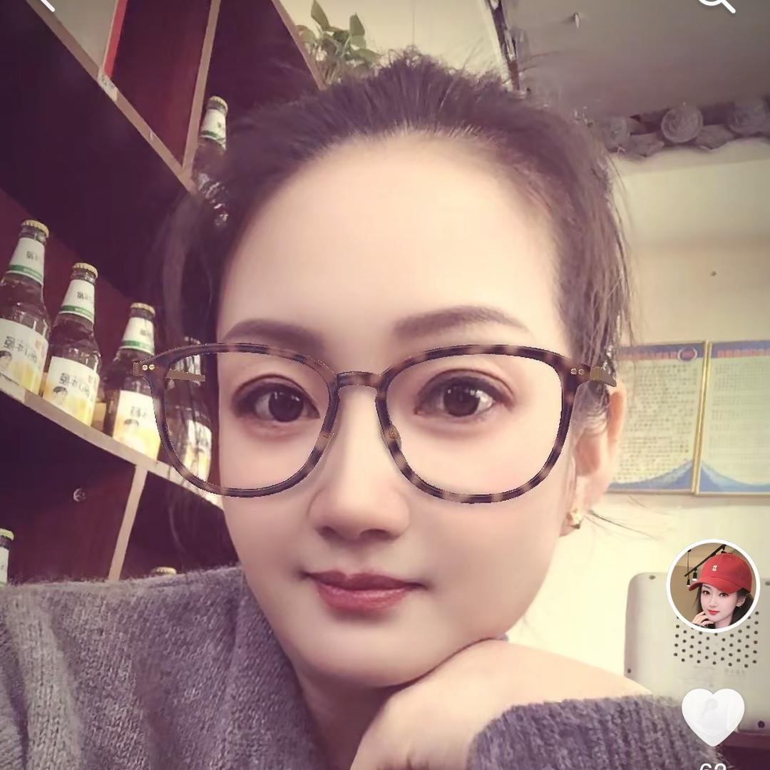 刘二姐面馆老板娘