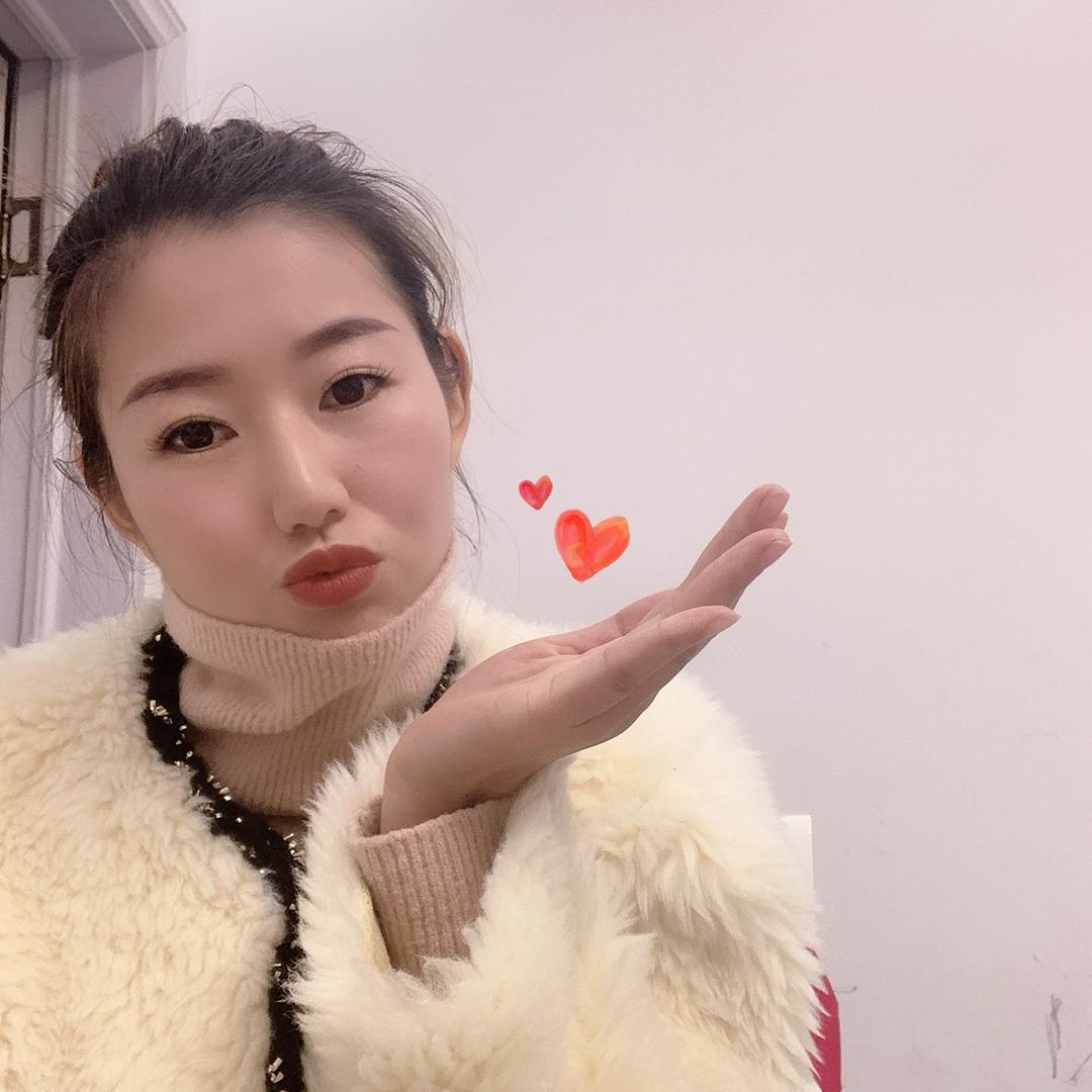爱吃肉的小慧