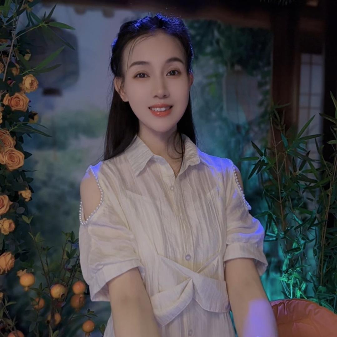 娟子爱手舞