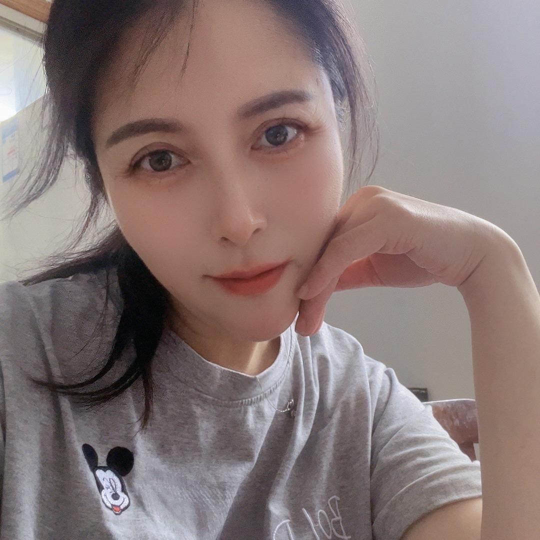 夏娃之秀世贸店，秦姐