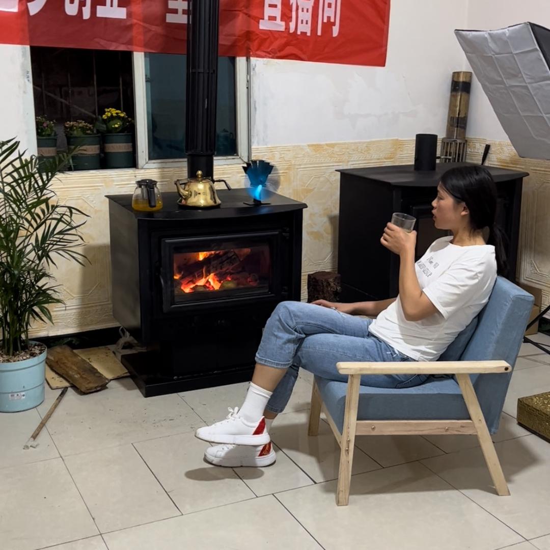 香格里拉市曾乾学民族藏式火炉