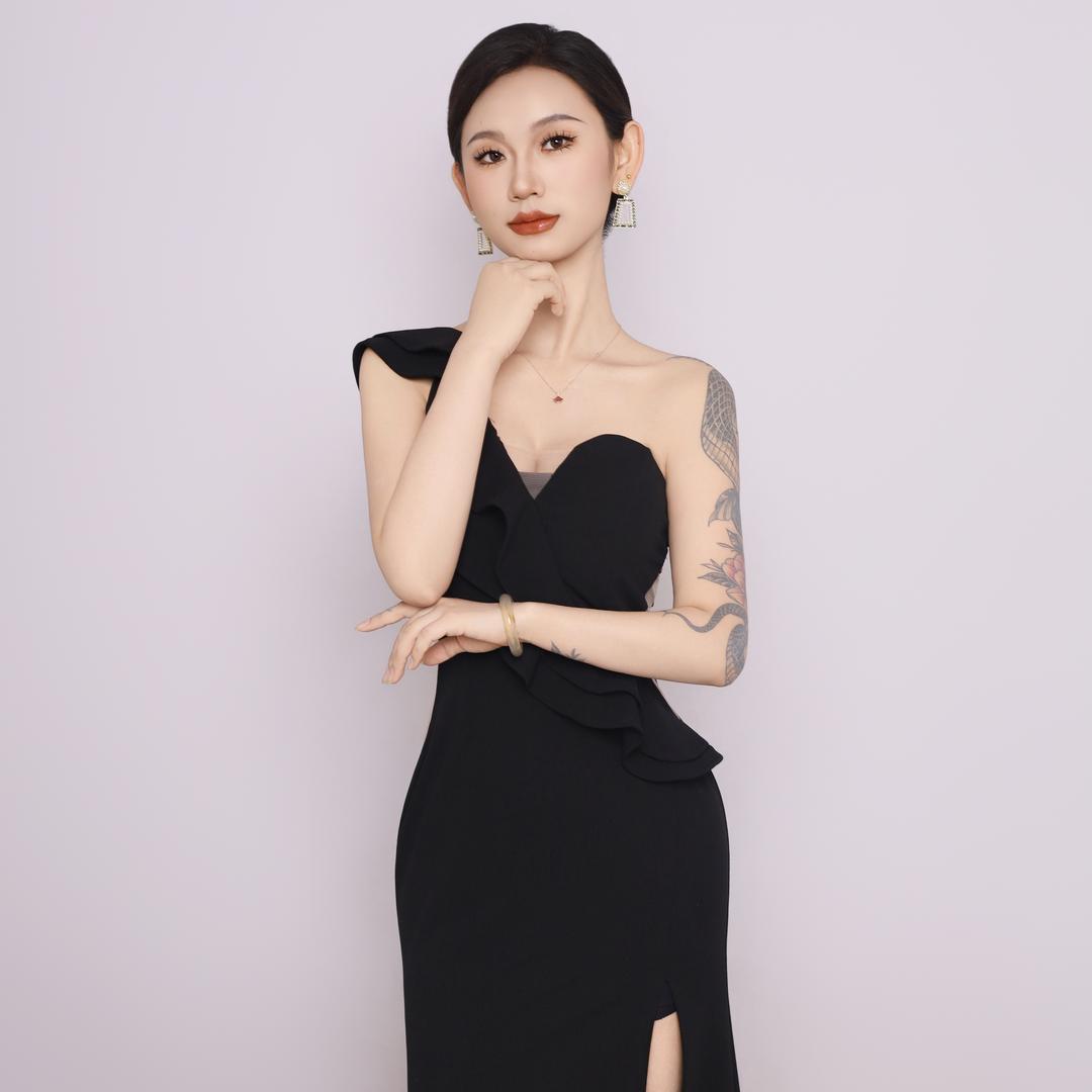 大理国际经开店盛霖轩 茜茜