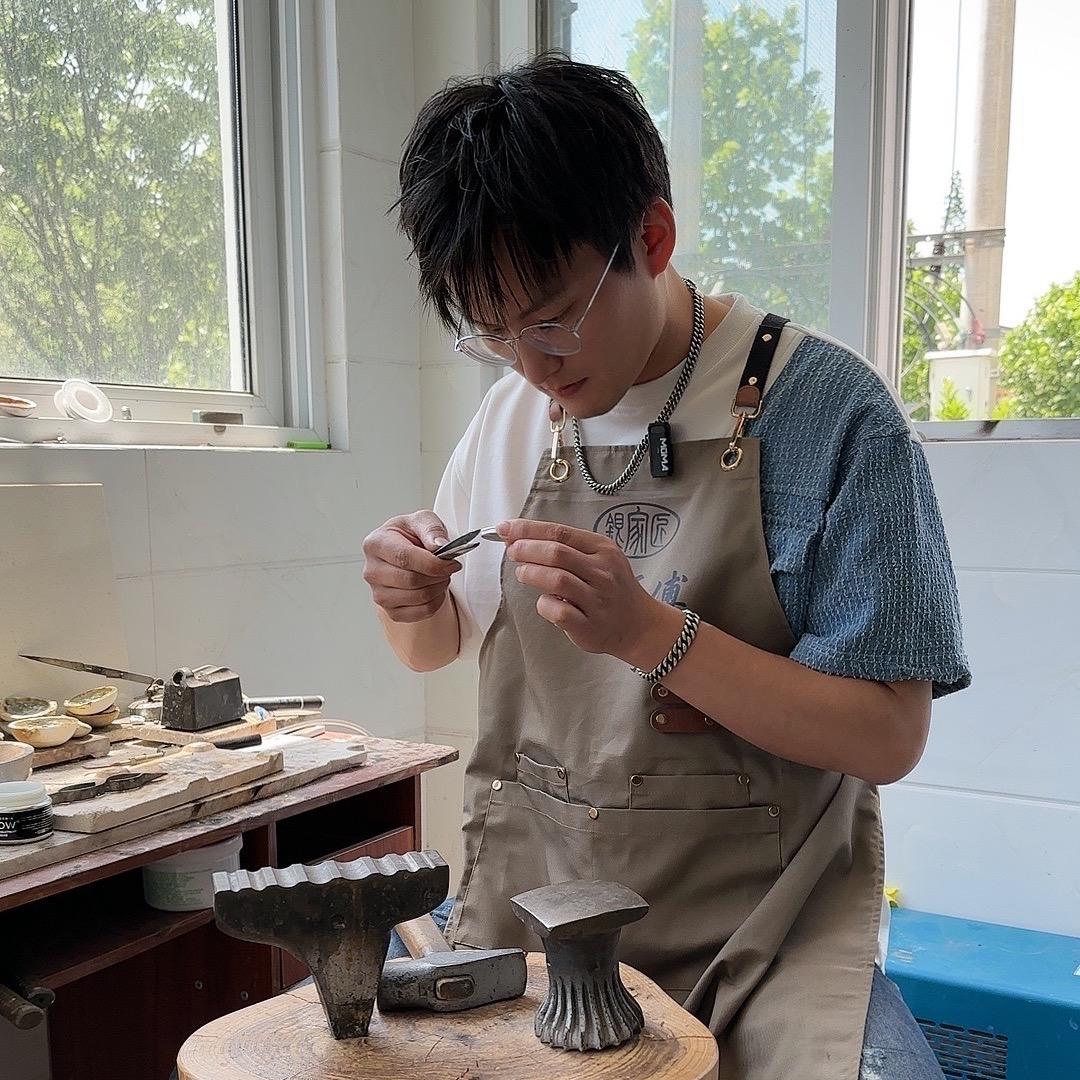 余师傅的打金生活