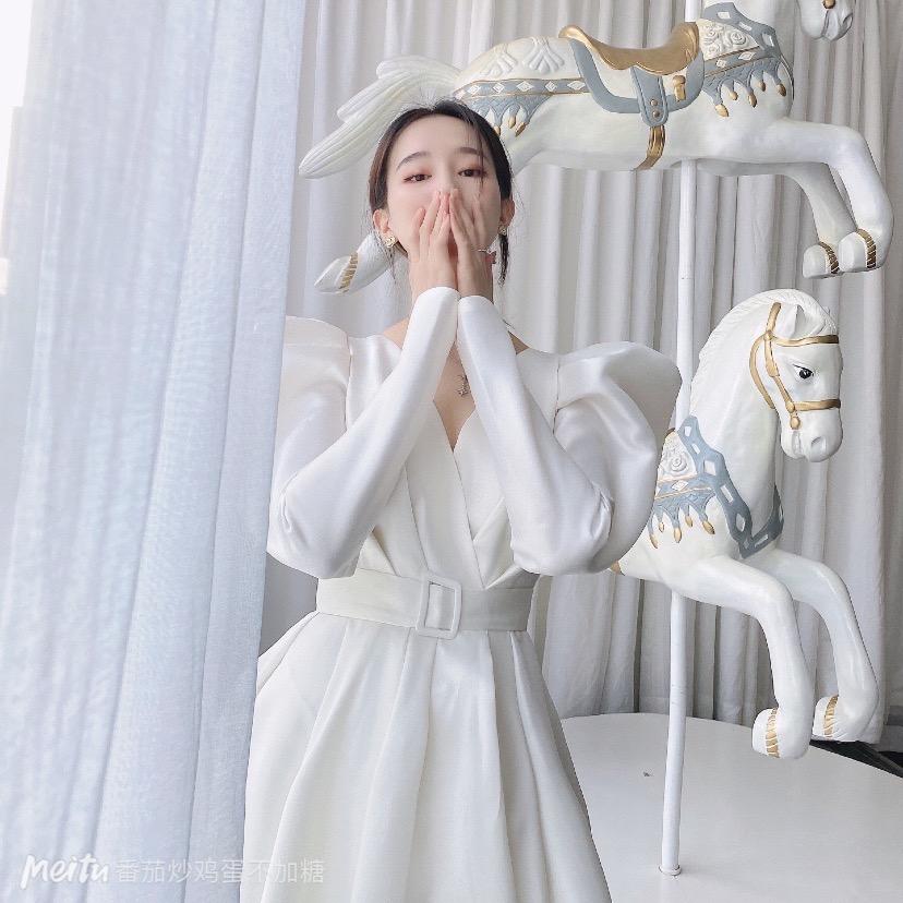 DW婚纱主理人·CC
