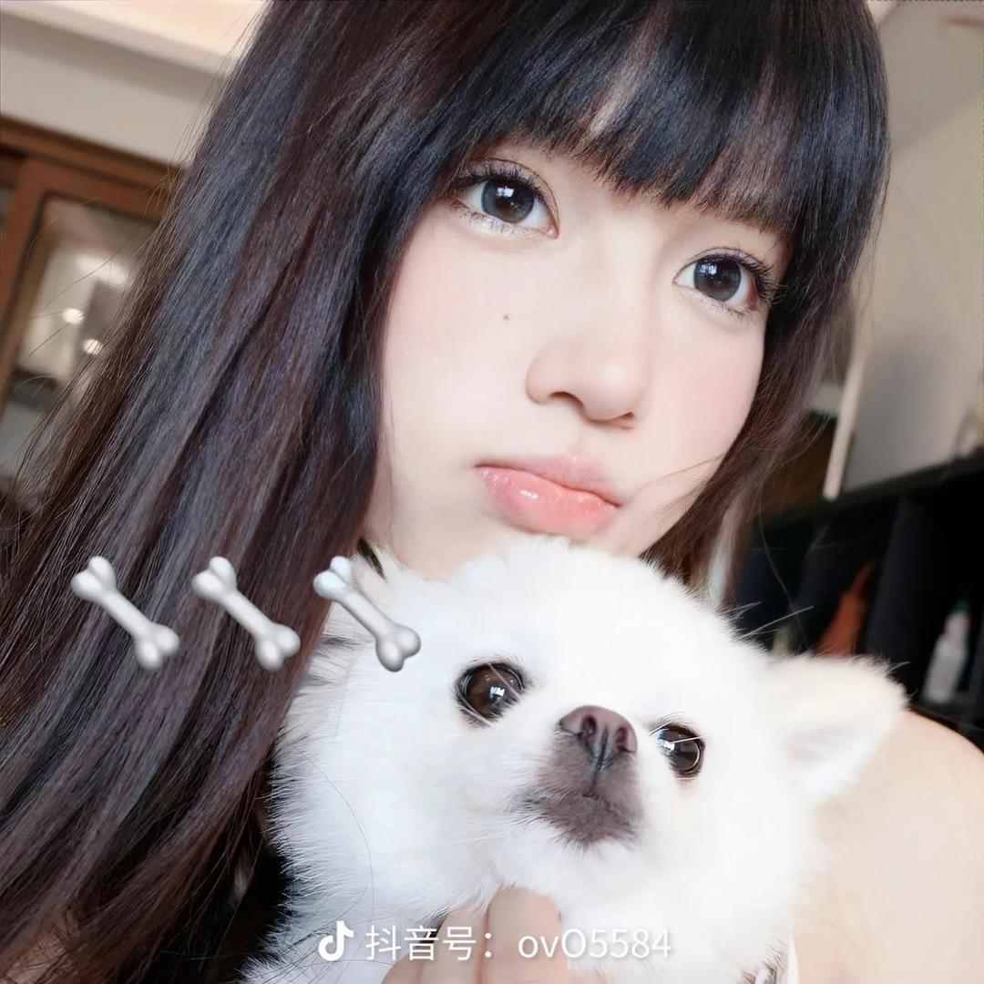 .悲伤𝙆𝙞𝙩𝙩𝙮猫