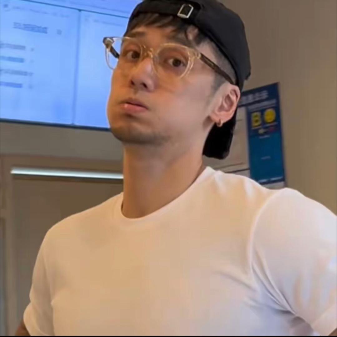 蒋劲夫🔥穿搭返场