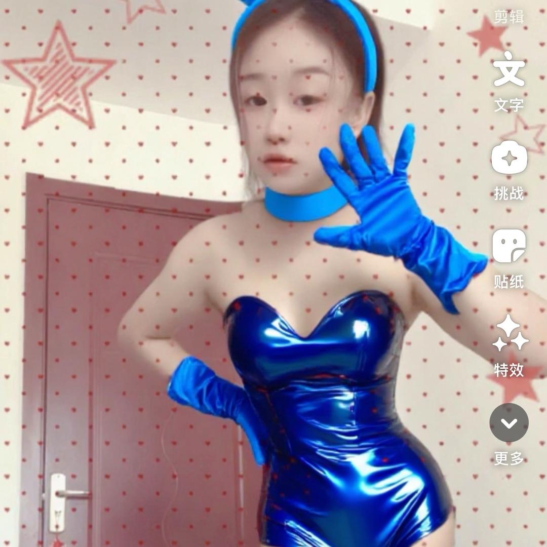 🦋⚡️乖乖女⚡️🦋