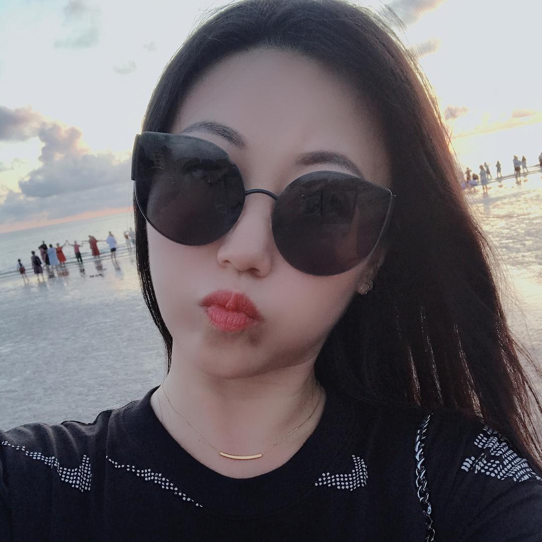 恐龙小姐🦄