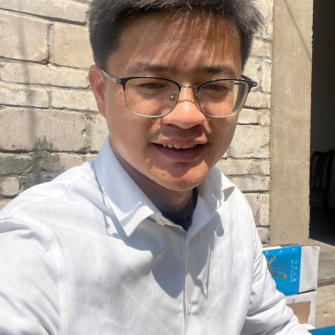 追光的小雷