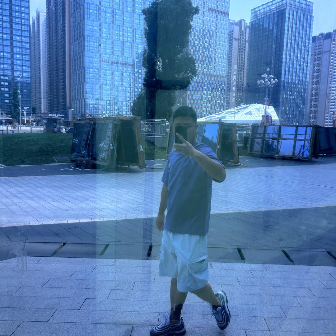 粟先生