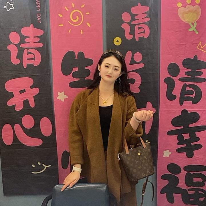 艾依坊女装
