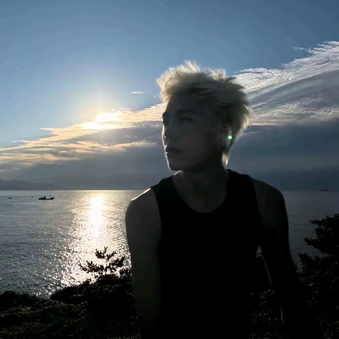 你不会真跟着读吧傻子