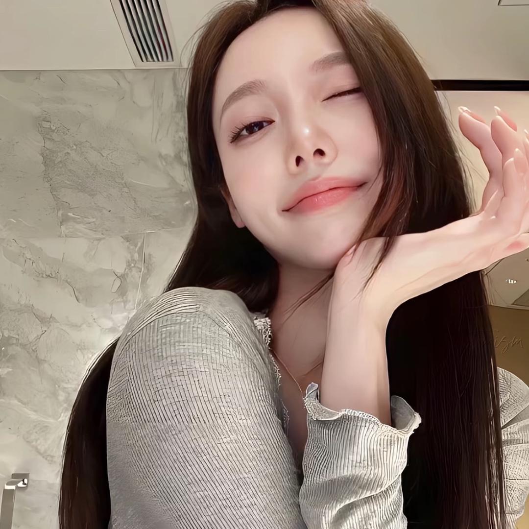 李李_