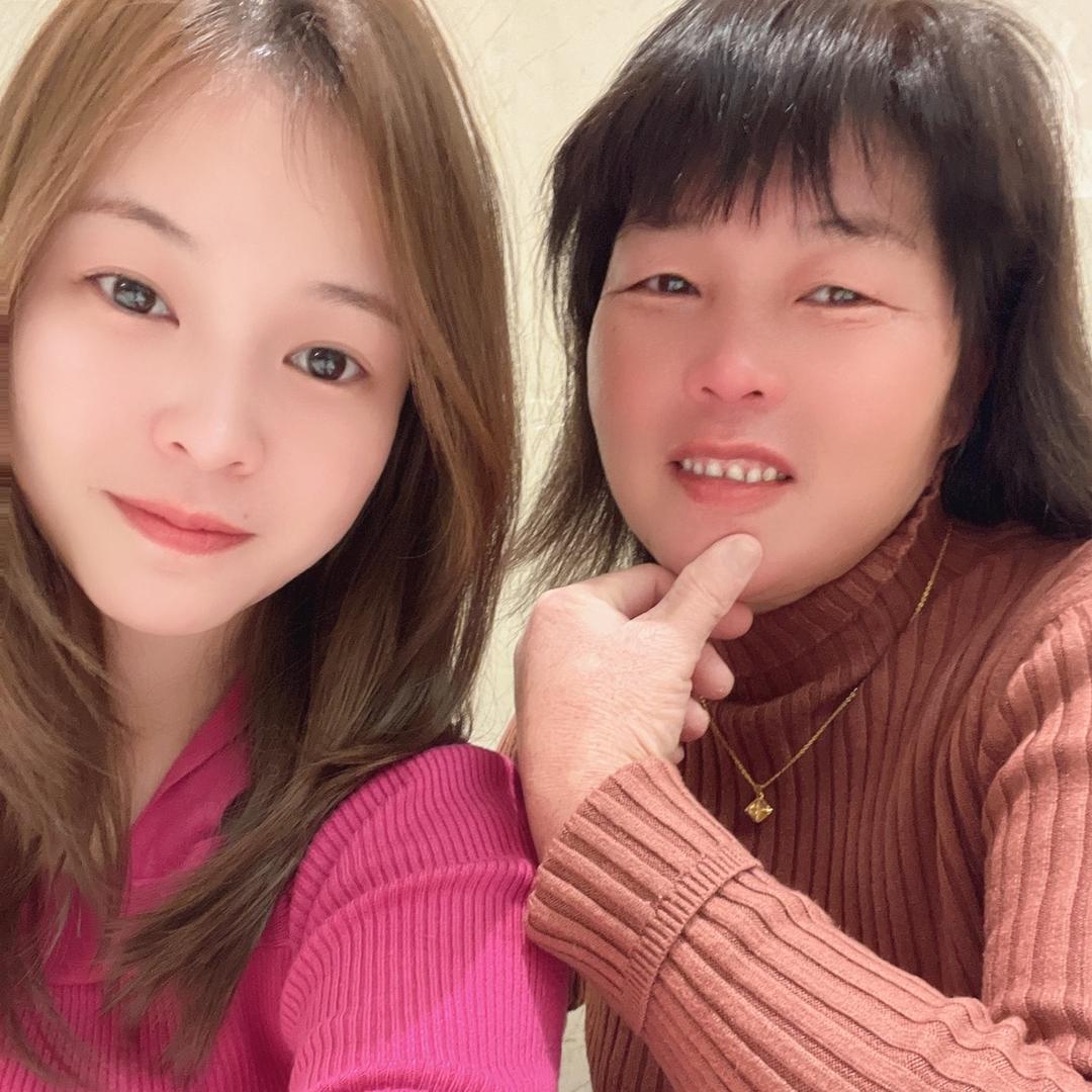 高州冰唇💫⁸ ¹ ⁷（冰妈）