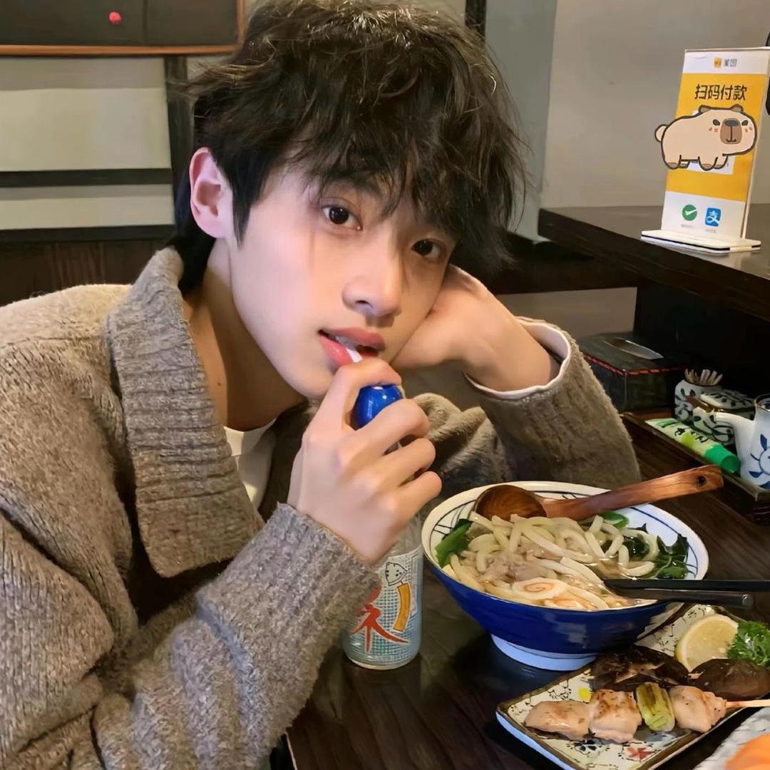 爱吃辣椒炒肉拌面