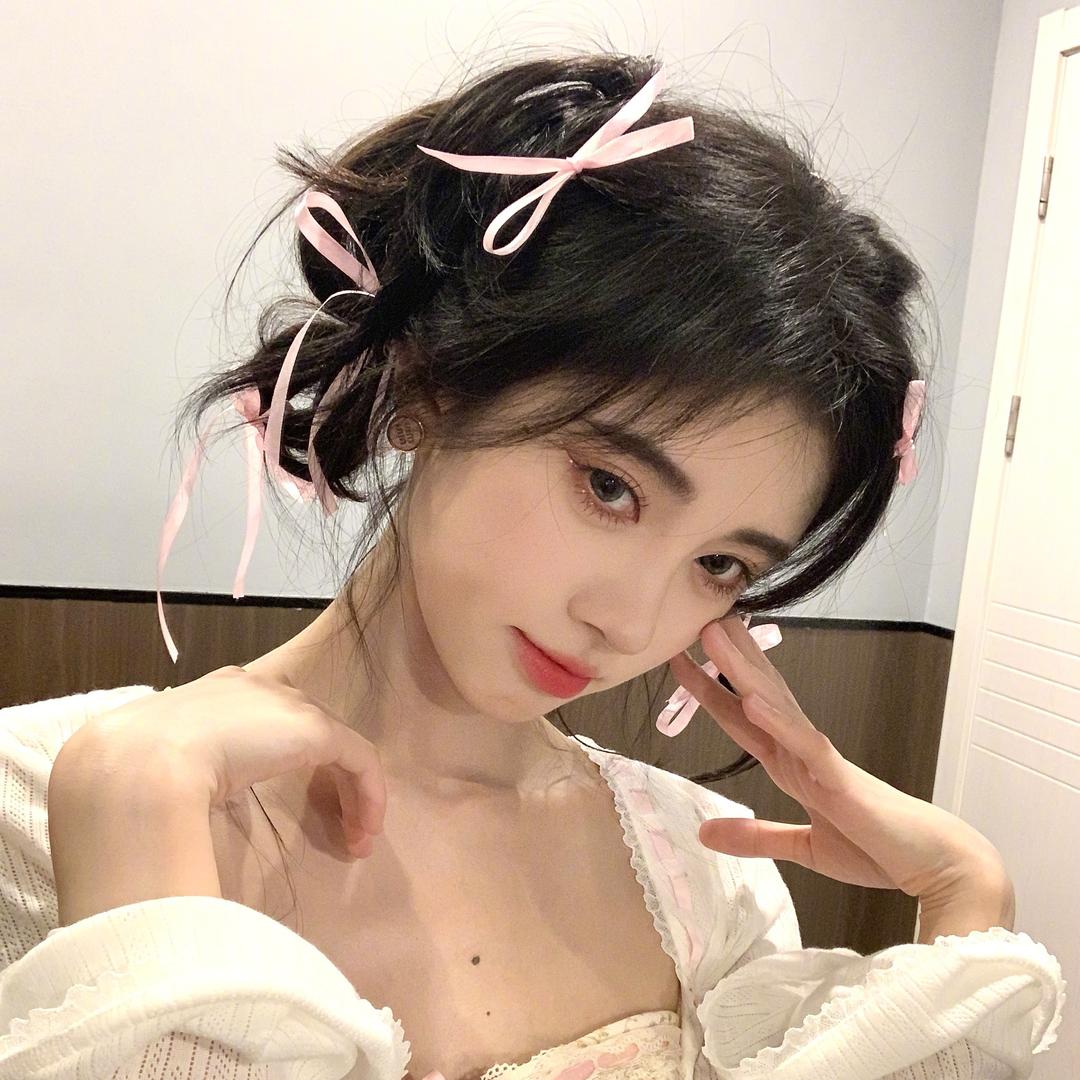 风中摇曳的向日葵