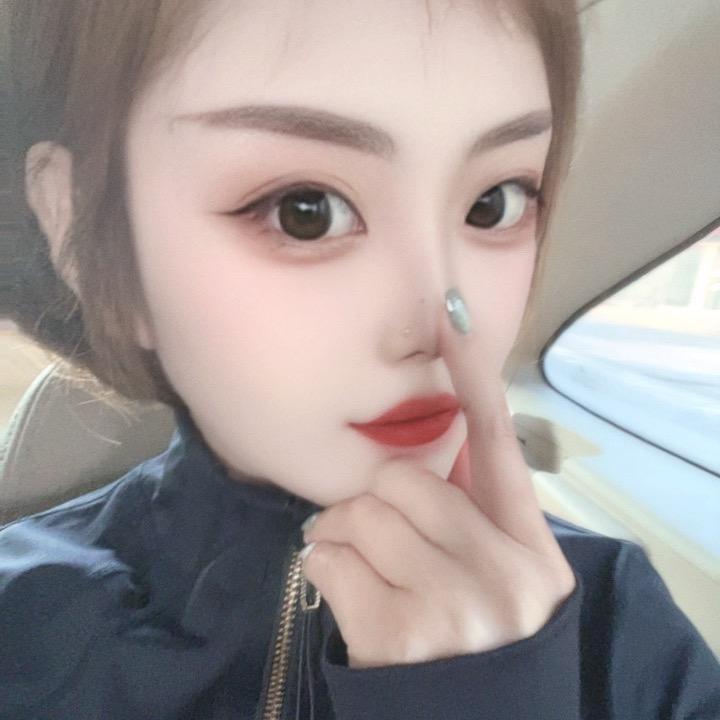 💕社会你闹姐💕
