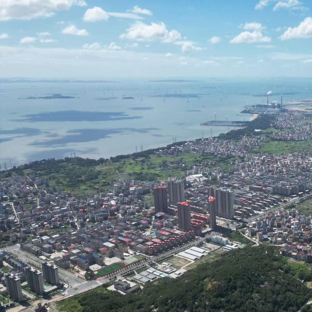 不会飞的小青蛙🚁