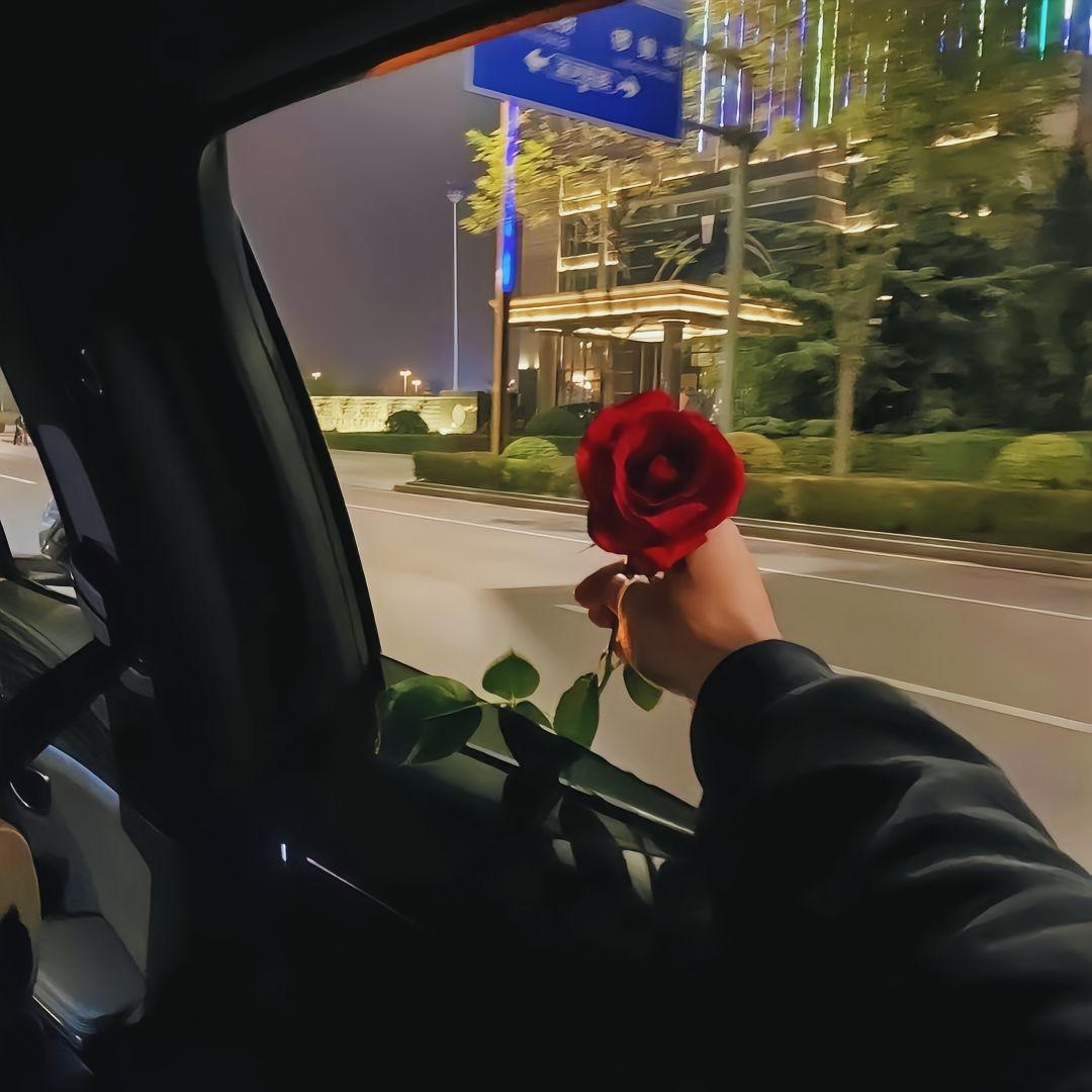 社恐腼腆的阿飞