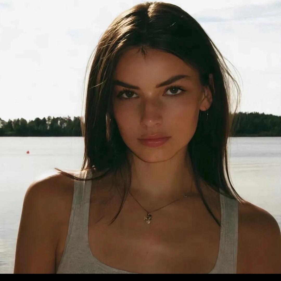 Charih🍒