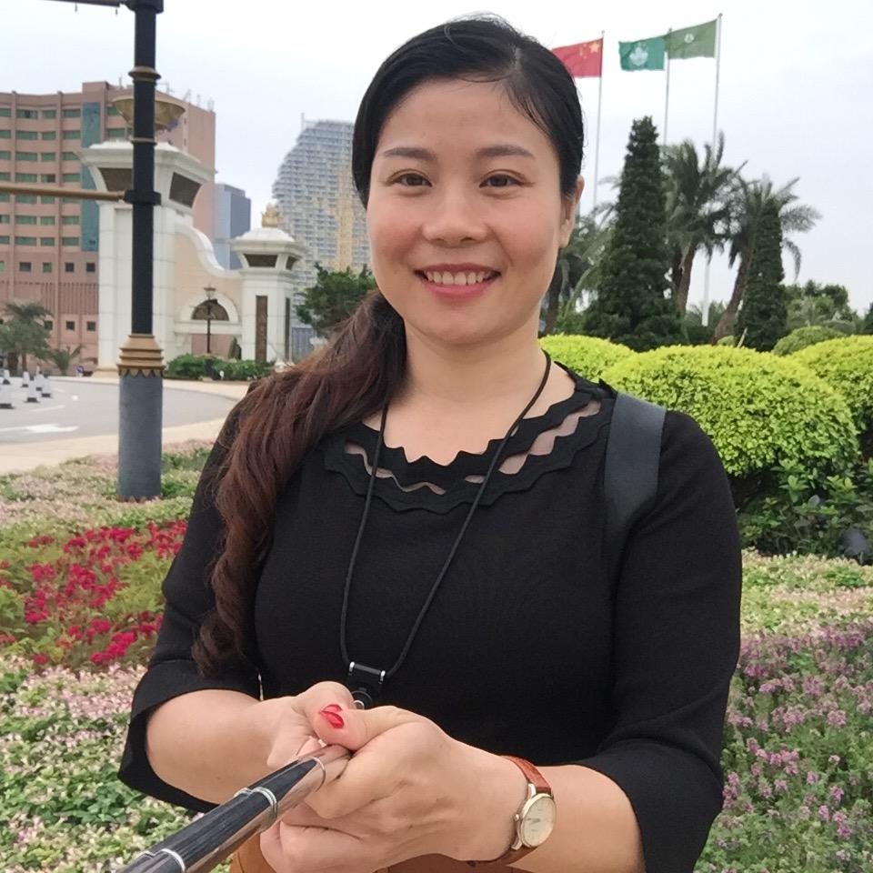 小苹苹