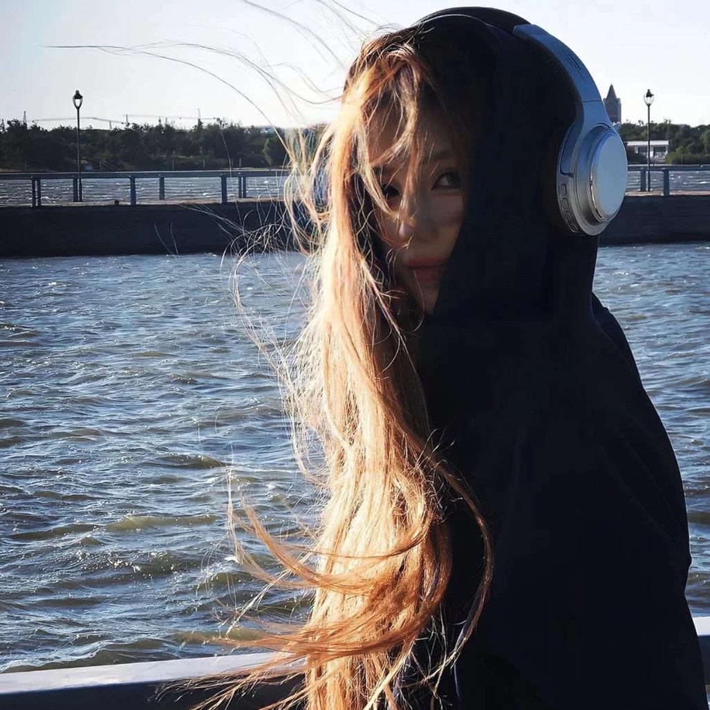 不会唱歌🎤的数据线