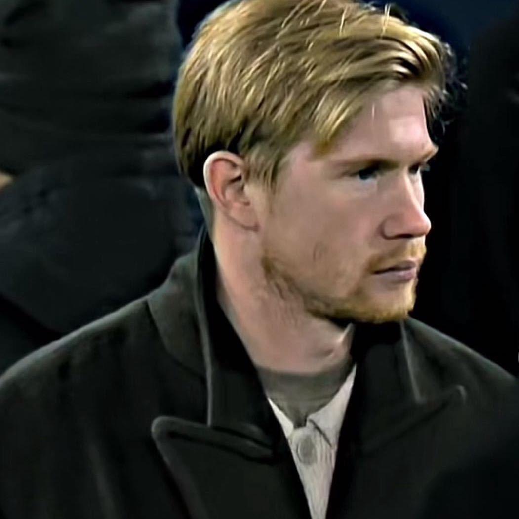 𝙇𝙀𝙊 𝙈𝙀𝙎𝙎𝙄