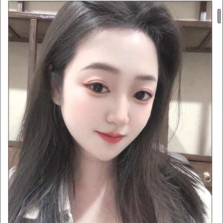 小芳喝不够