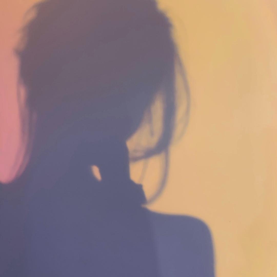 妮妮.