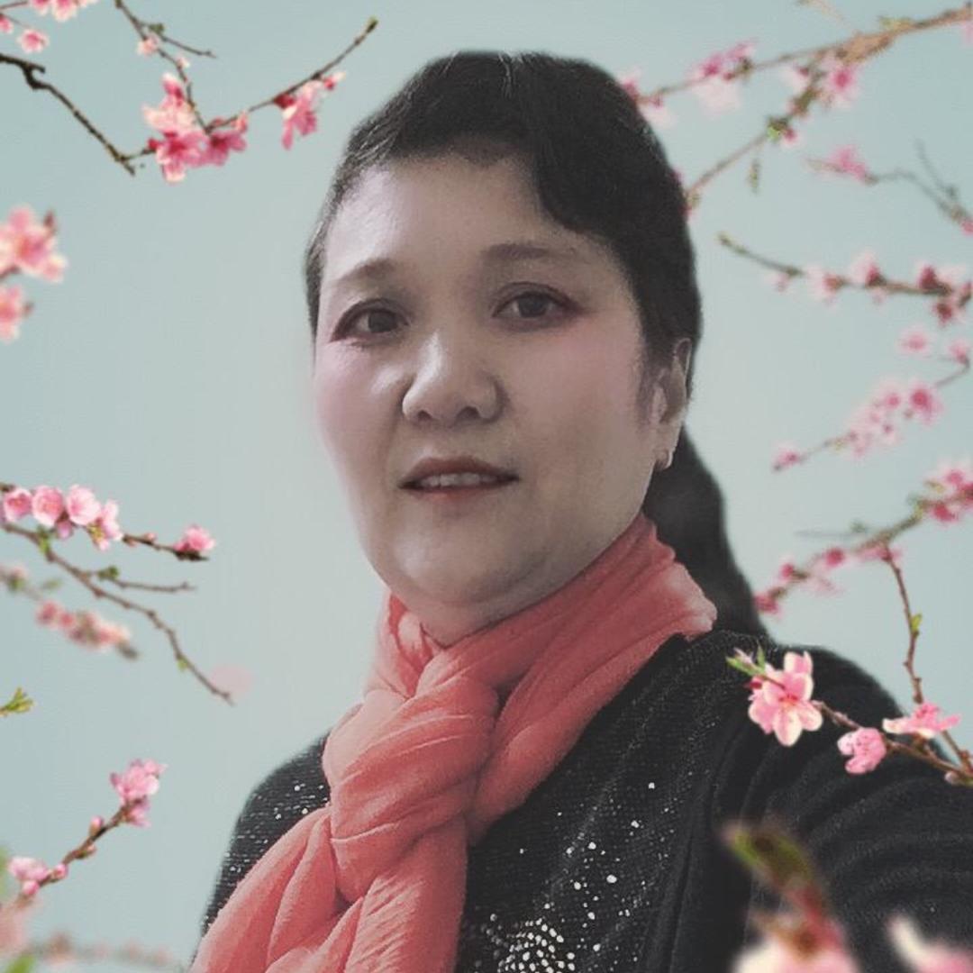 英子