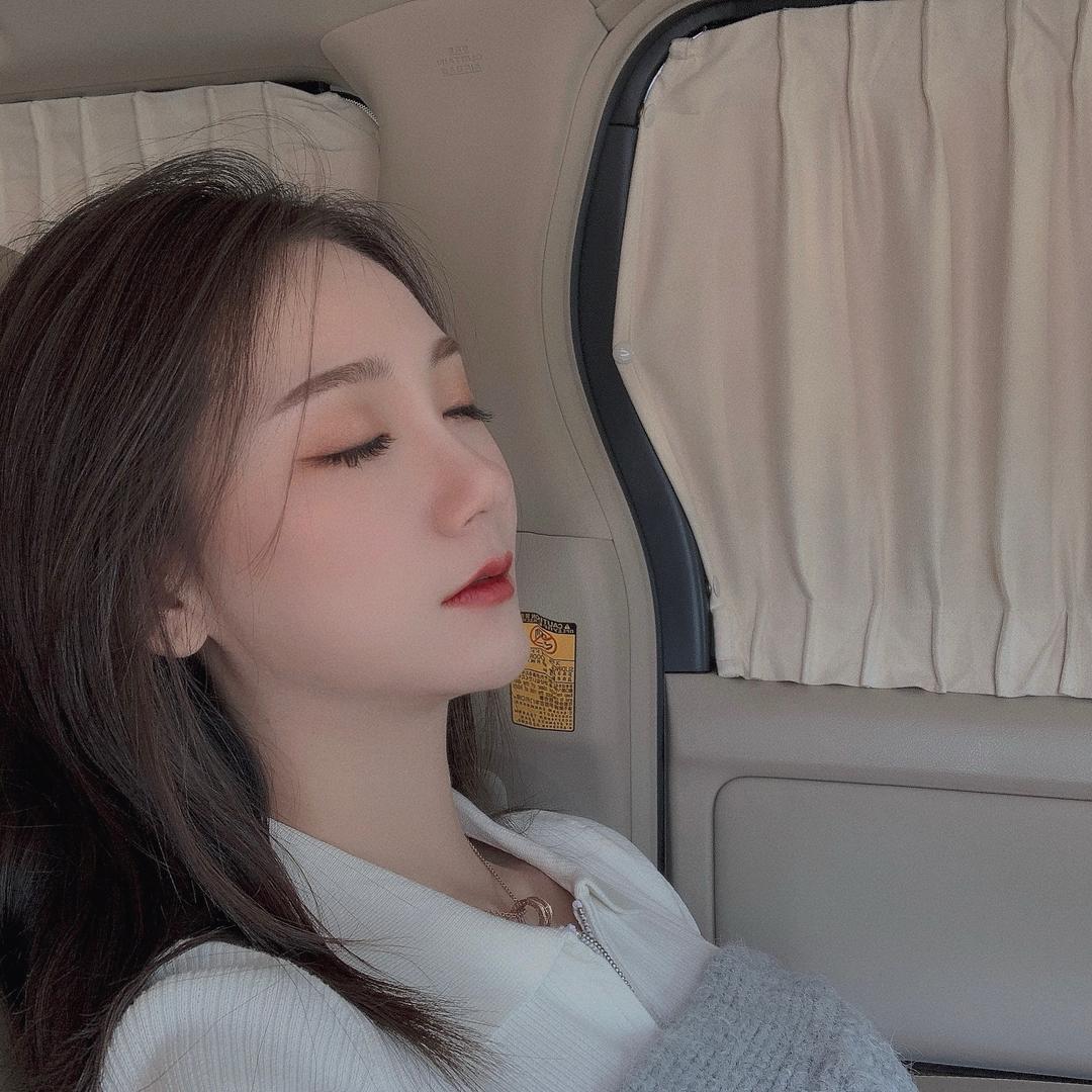 小李有点婴儿肥·