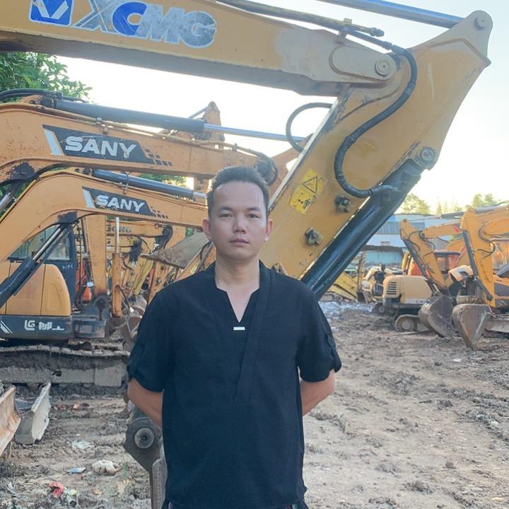 广西专业二挖掘机（二手发动机）小卢