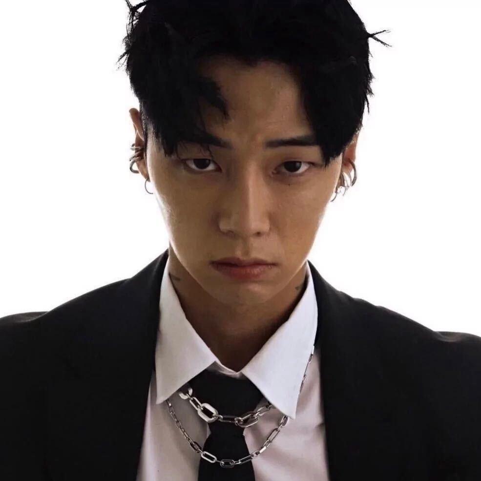 富士山下赏落樱.