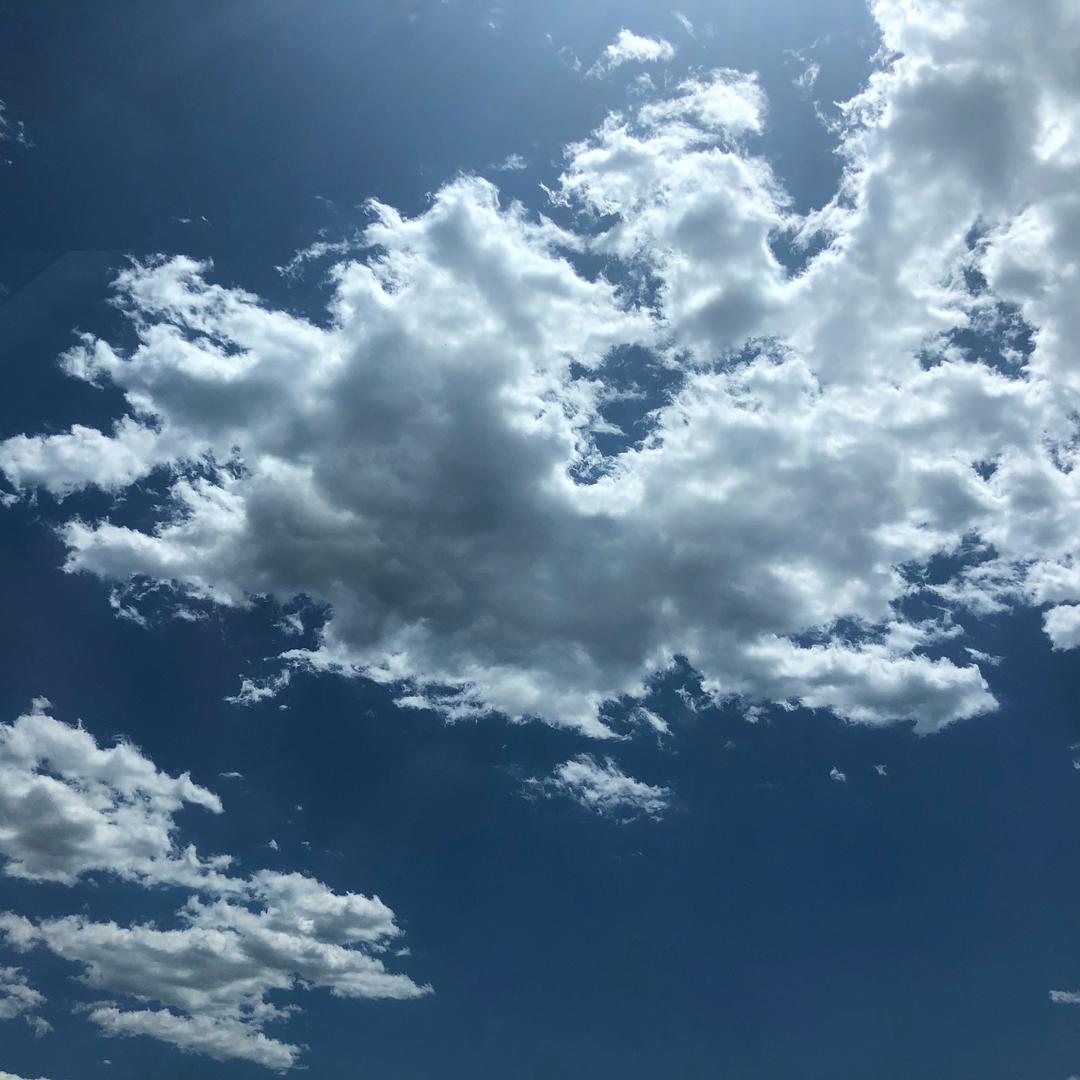 平凡