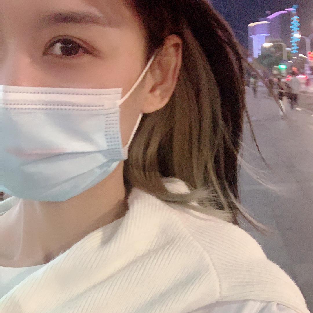 @潘 小姐