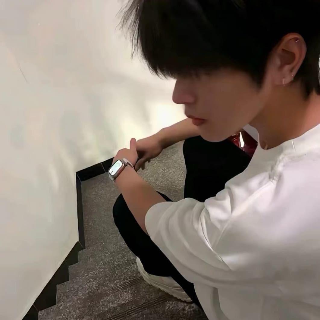 一页^