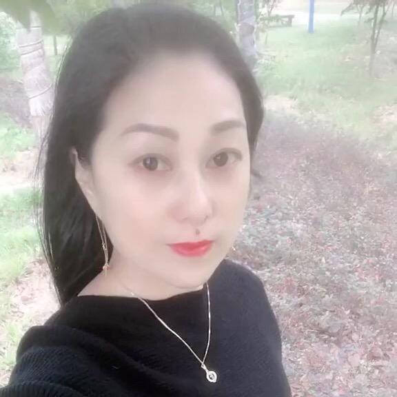萍水相逢