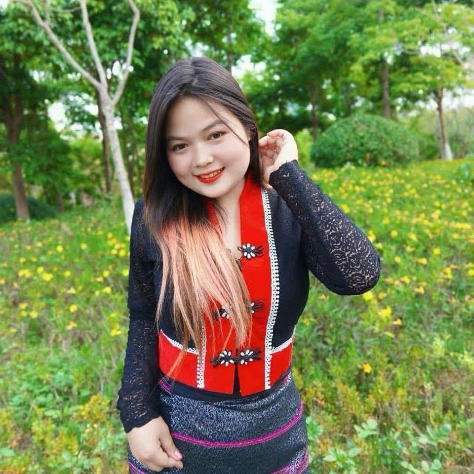 Phwe Phwe (Os)1