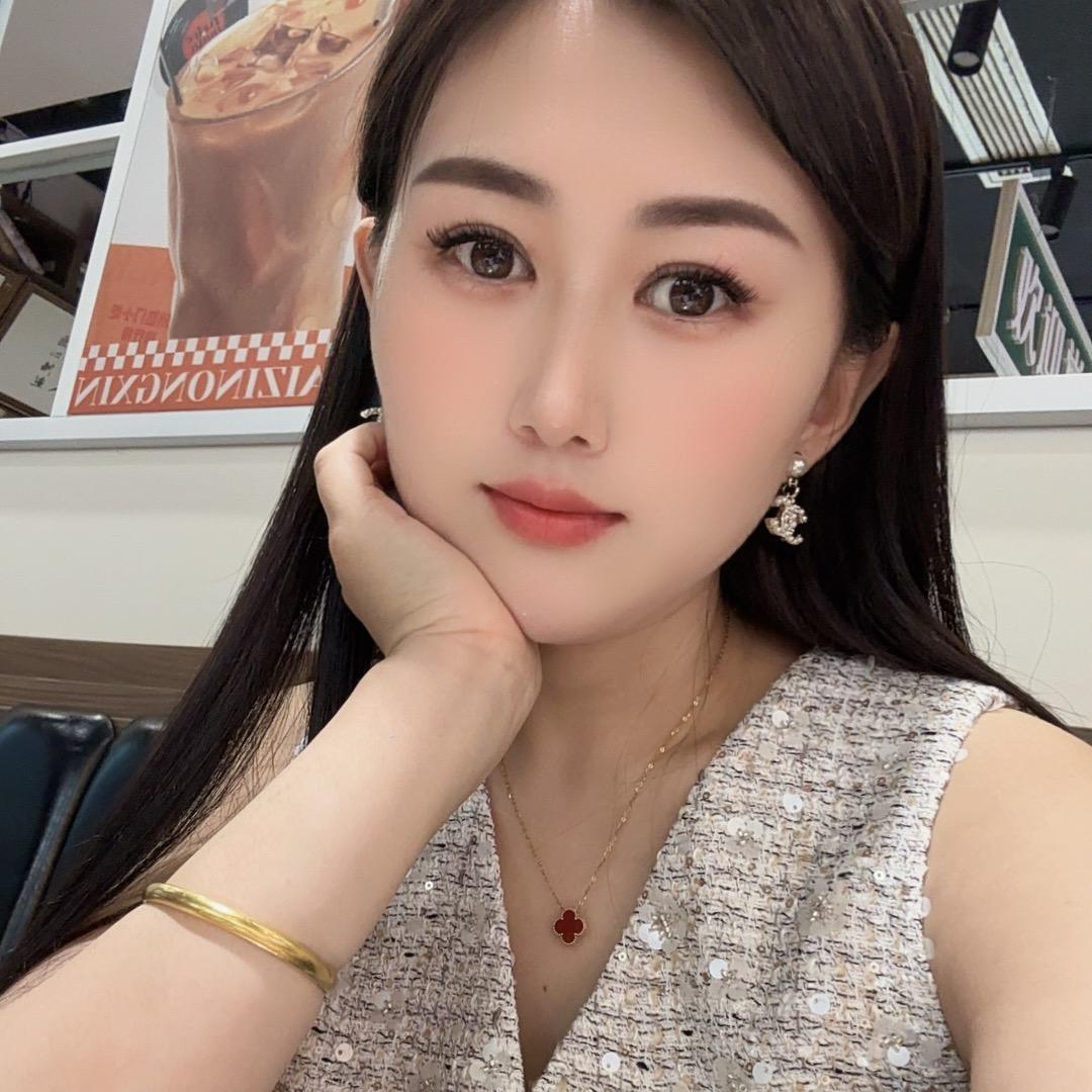 容容👒