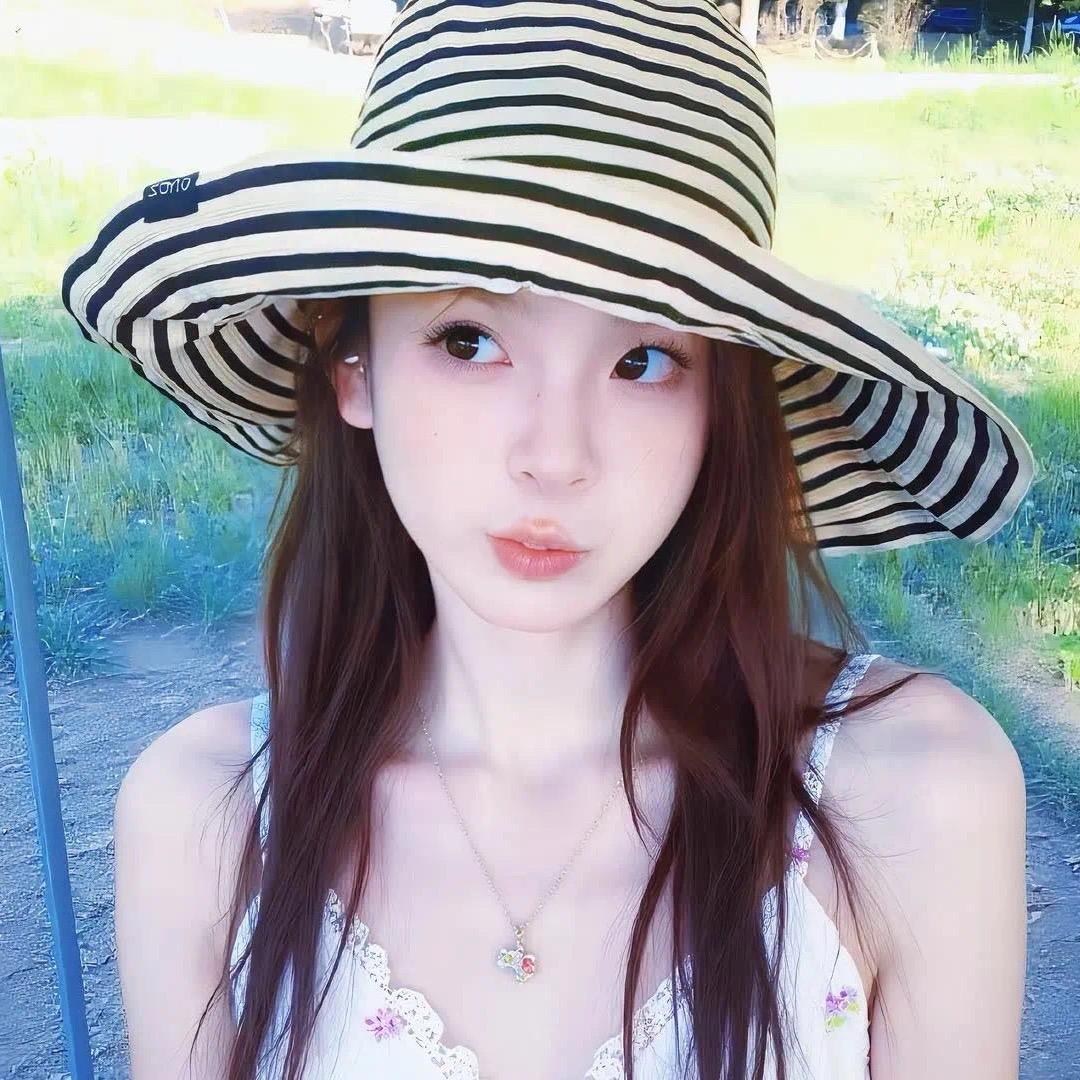 乐乐.